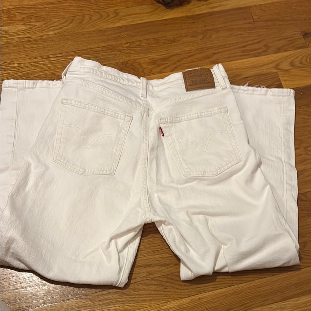 Levi's rib cage ankle White Jeans - Picture 2 of 5